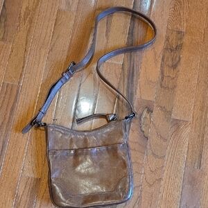 FRYE AND CO. Tan Leather Crossbody Bag